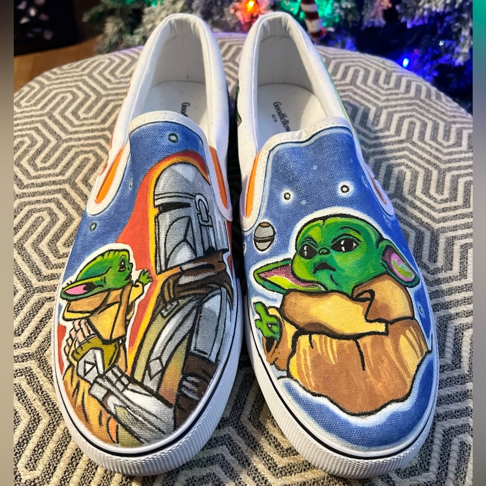 👀STAR WARS MANDALORIAN art/painted shoes
